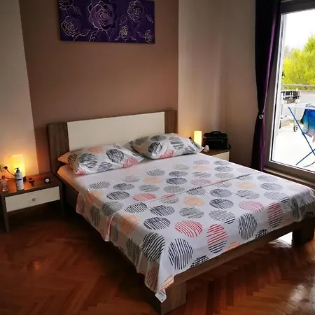 House Roko بيت للعطل *